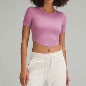 Lululemon Hold Tight Cropped T-Shirt velvet dust size 10